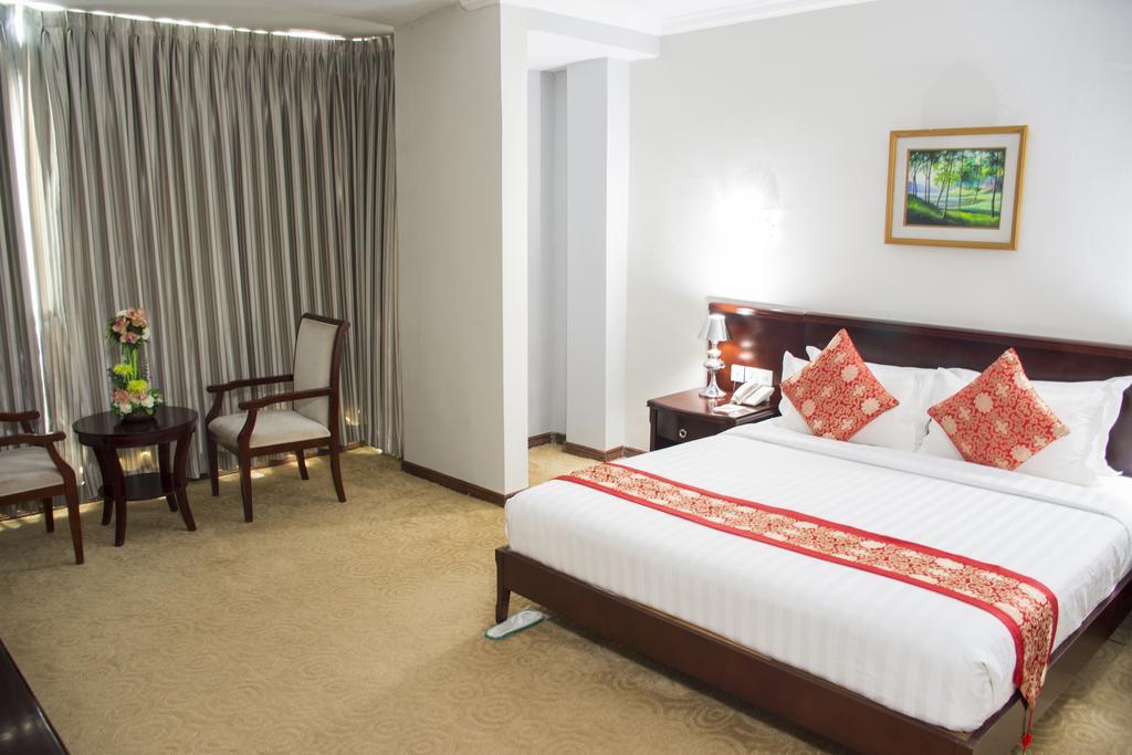 Green Leaf Hotel Rangun Zewnętrze zdjęcie