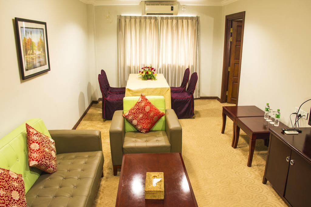 Green Leaf Hotel Rangun Zewnętrze zdjęcie