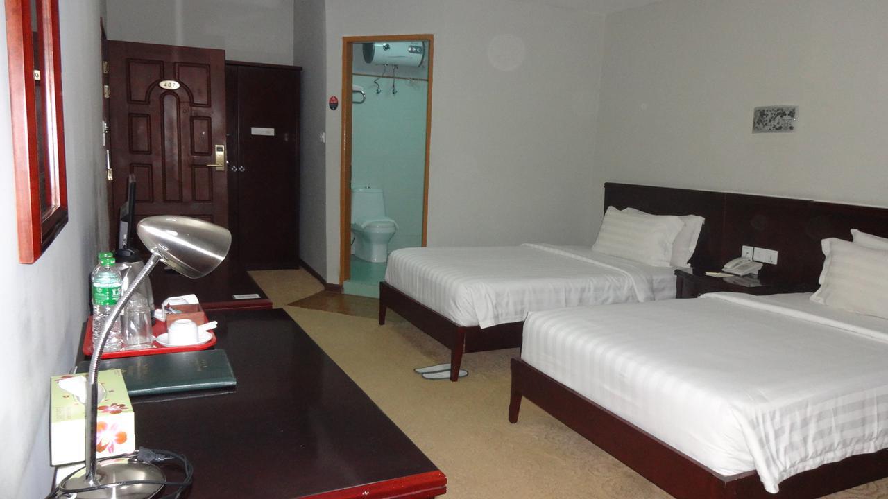 Green Leaf Hotel Rangun Zewnętrze zdjęcie