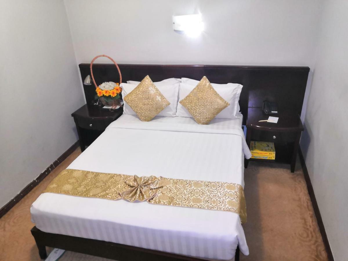Green Leaf Hotel Rangun Zewnętrze zdjęcie