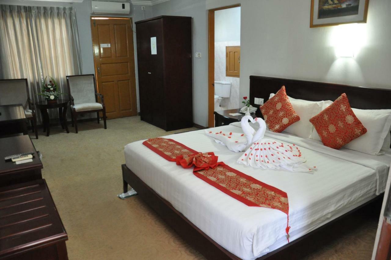 Green Leaf Hotel Rangun Zewnętrze zdjęcie