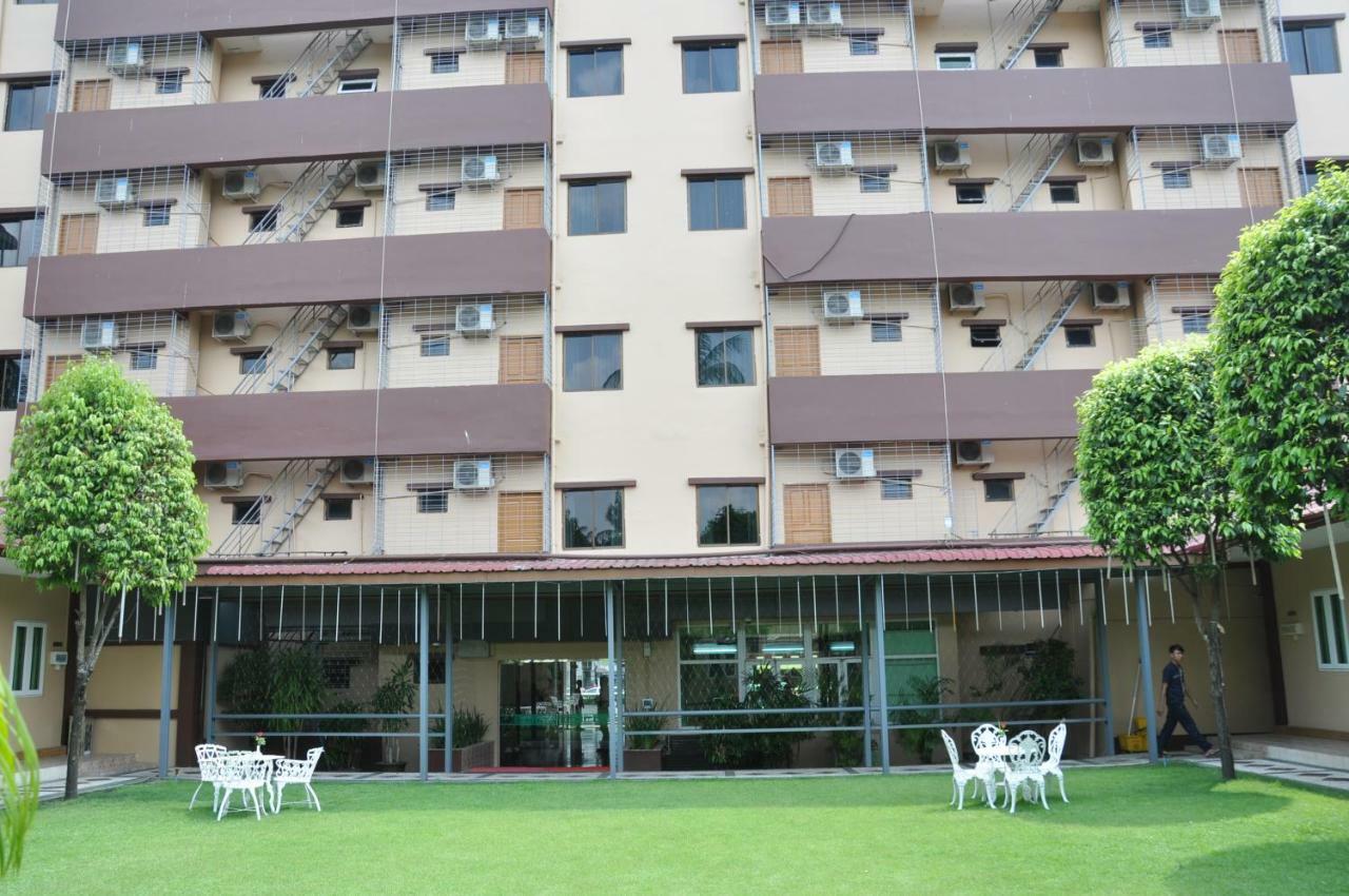 Green Leaf Hotel Rangun Zewnętrze zdjęcie